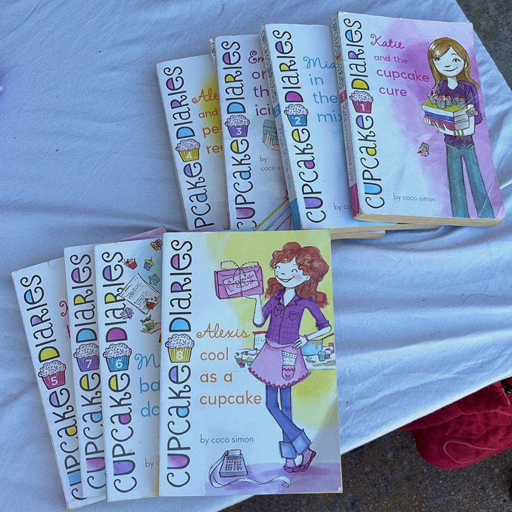 Cupcake Diaries set books 1-8 gently used but in good condition